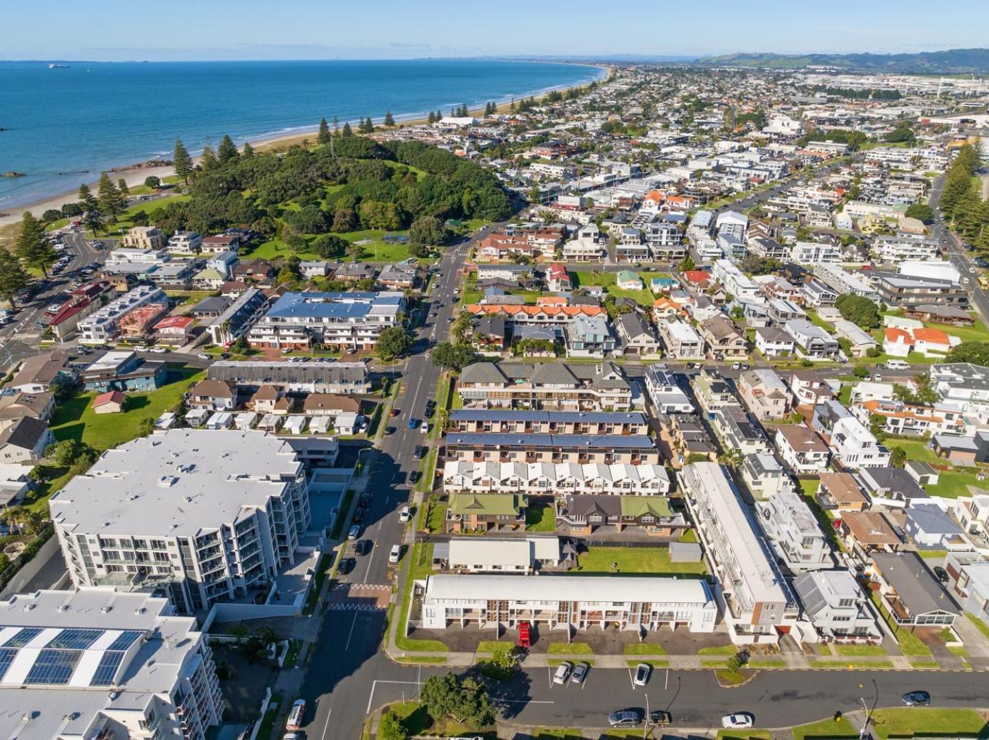 Вілла The Iconic Kiwi Bach, Full Site Downtown Mount Маунт-Маунгануй Екстер'єр фото